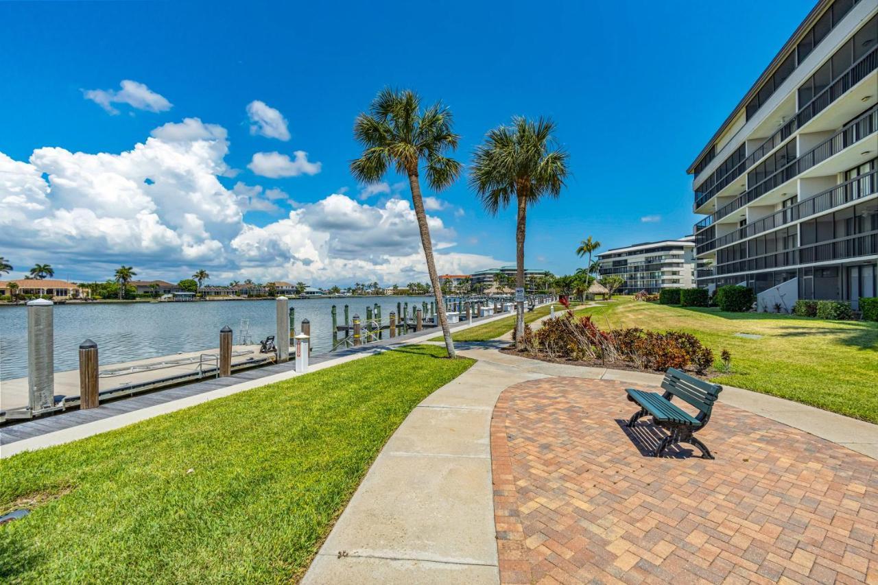 Bird Of Paradise Marco Island Exterior photo